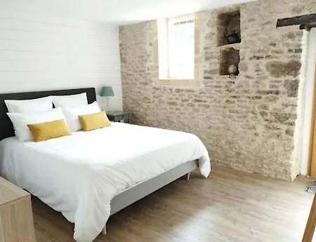 Casa vacanze Charmante Maison En Pierre Avec Piscine
