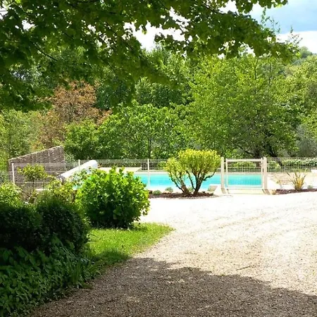 Casa vacanze Charmante Maison En Pierre Avec Piscine *