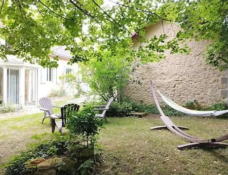 Casa vacanze Charmante Maison En Pierre Avec Piscine